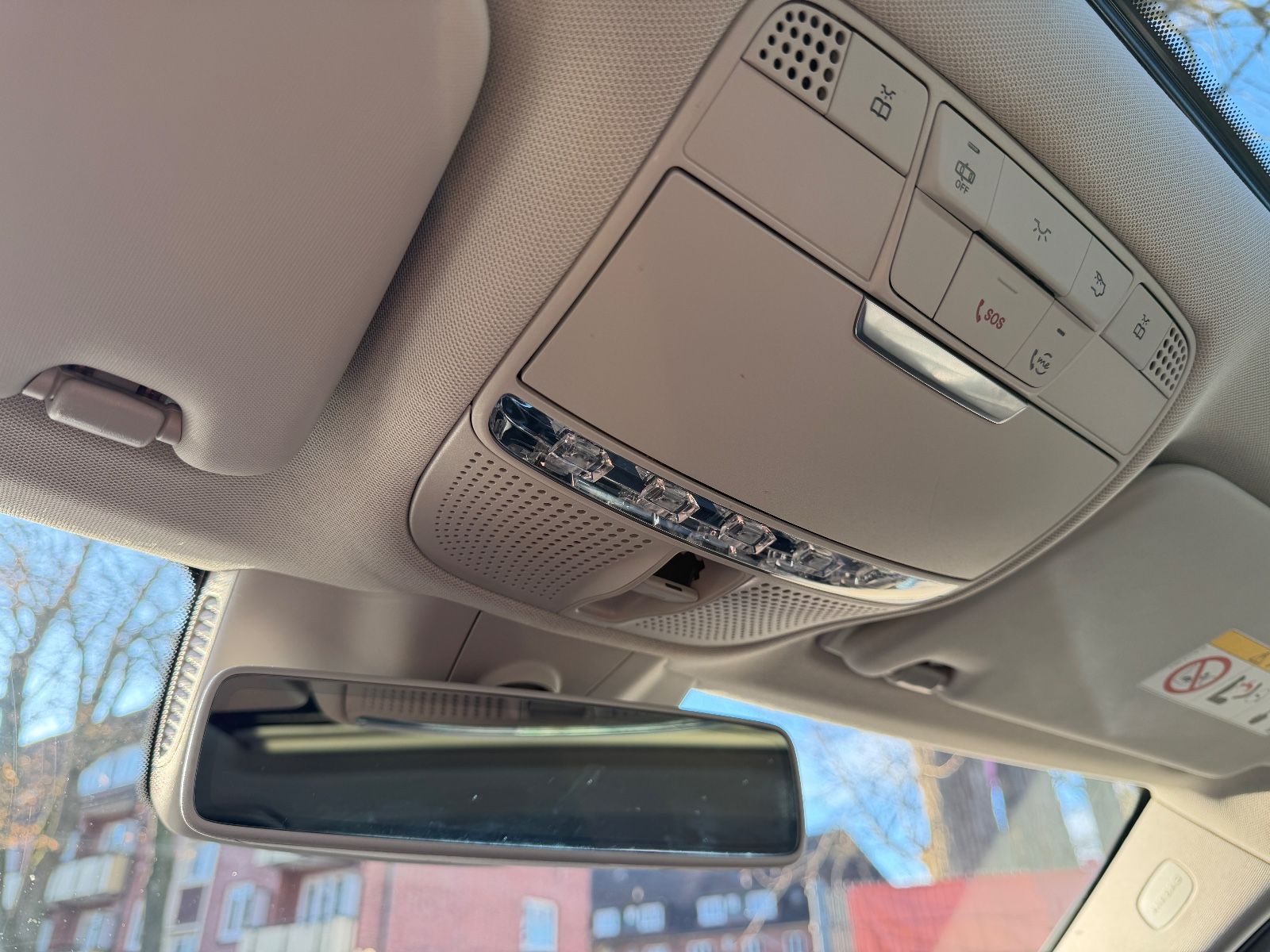 Fahrzeugabbildung Mercedes-Benz C 200 Lim. Avantgarde*SCHIEBEDACH*LED*ACC*TEILLE