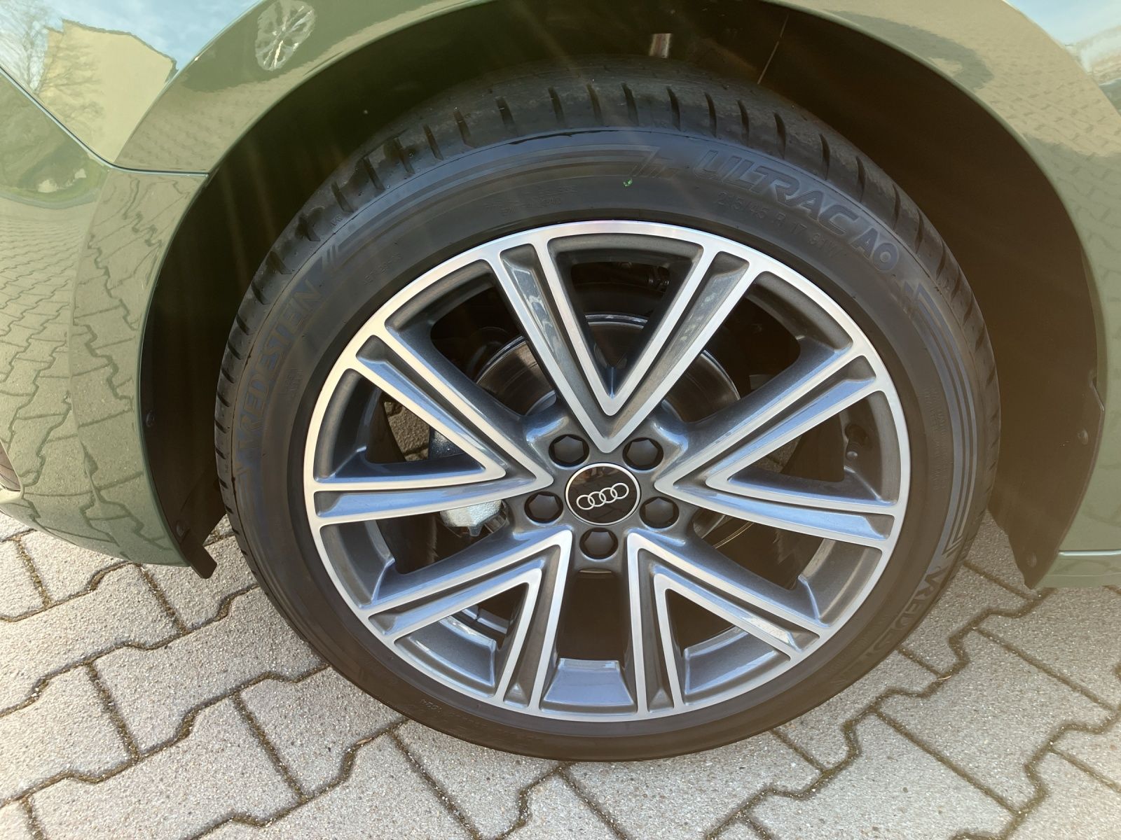 Fahrzeugabbildung Audi A1 Sportback 25 TFSI advanced LED AVC Climatroni