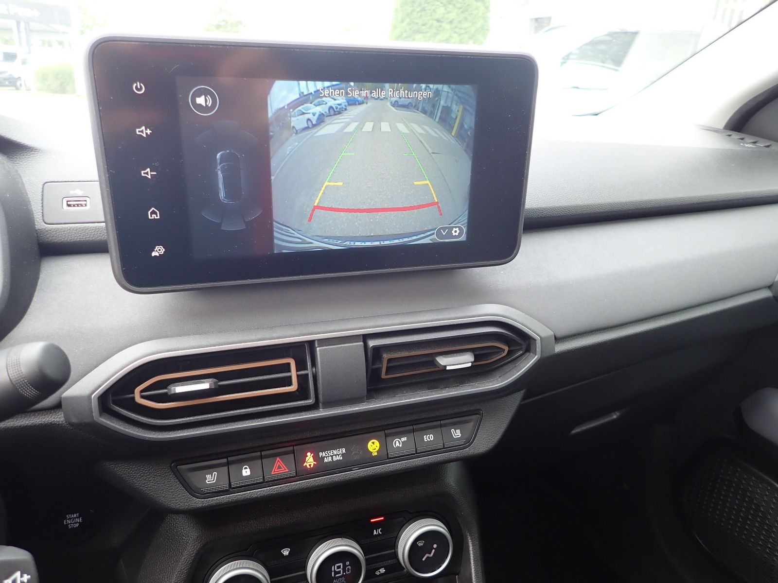 Fahrzeugabbildung Dacia Jogger Extreme+ TCe 110/NAVI/KAMERA