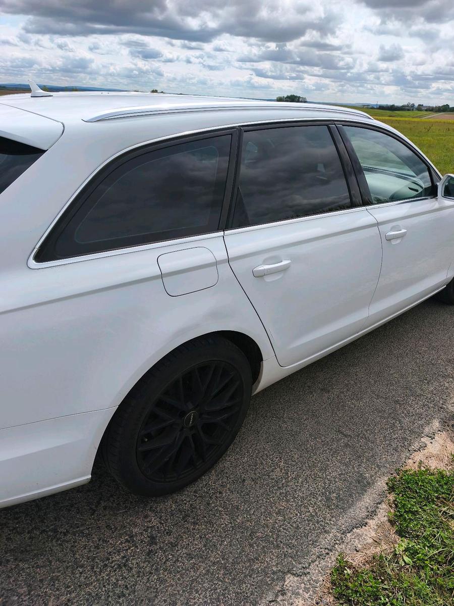 Audi A6 2012 — engine 204 HP (150kW)
