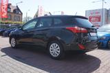 Hyundai i30 Kombi 1.6 CRDi blue Classic Navi Klima PDC - Hyundai i30: Blue