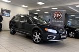 Volvo XC 70 Momentum AWD *PanoSD*AHK*ACC*Kamera - Volvo XC70: Schwarz