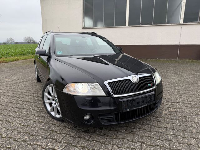 Skoda Octavia Combi RS /Xenon /Navi