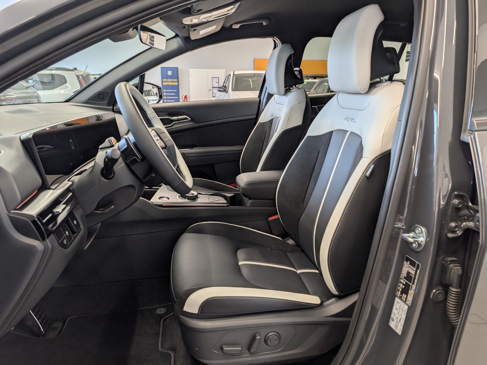 KIA Sportage  1.6 T-GDI 2WD DCT GT-Line Sound – Bild 8
