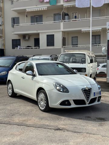 Alfa Romeo Giulietta 2.0 JTDm-2 140 CV Progressi