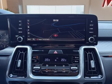 Kia Sorento 2.2D Platinum AWD DCT8 AHK NAV Glasdach