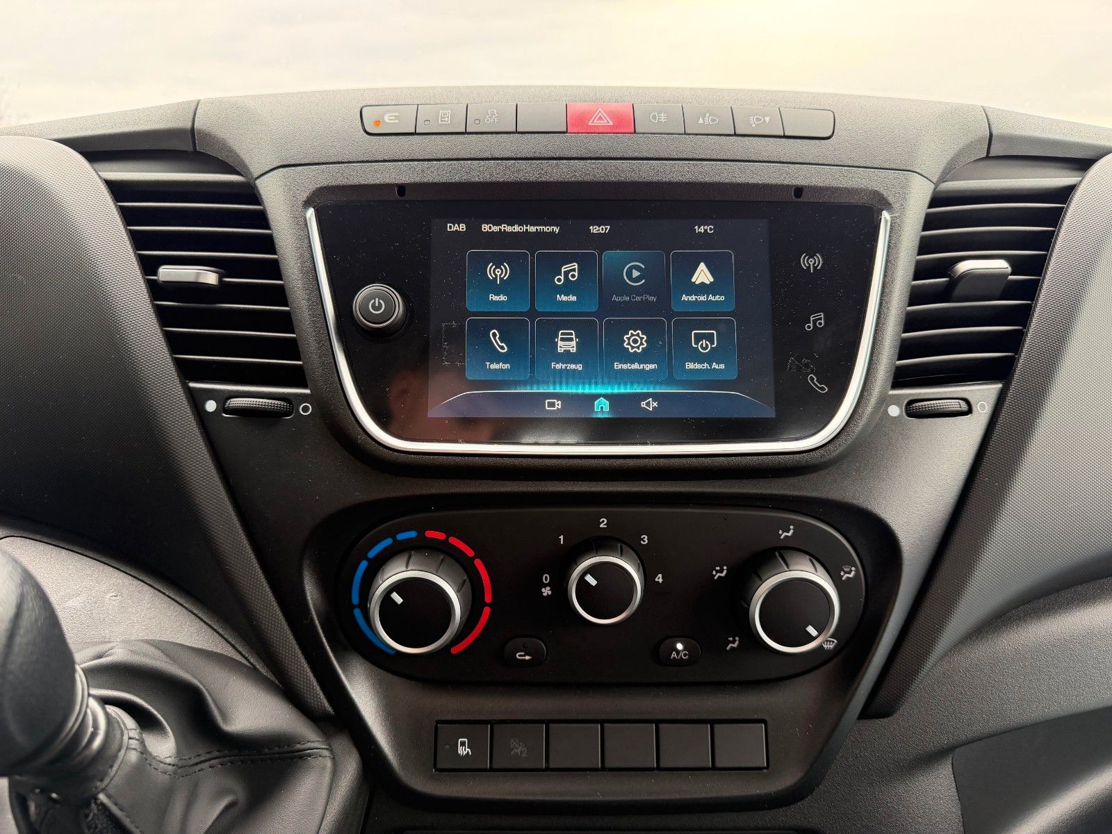 Fahrzeugabbildung Iveco Daily 35S16 H 3.0L *R3.750mm*AHK*Klima*