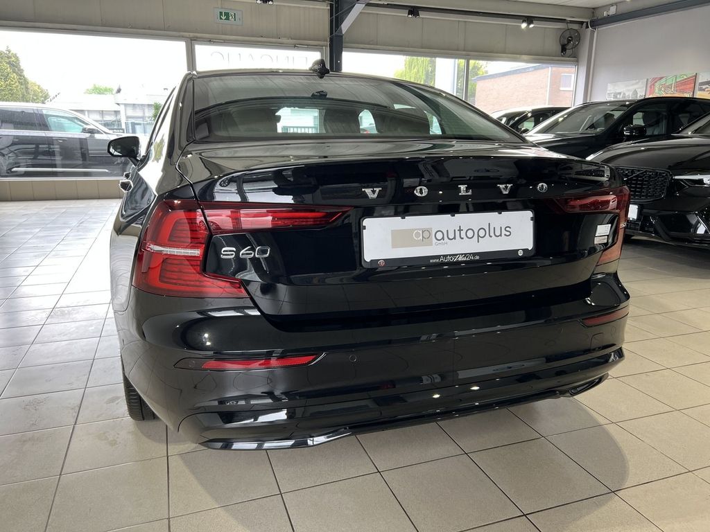 Volvo S60 T8 Ultimate Dark Recharge AWD B&W Massage