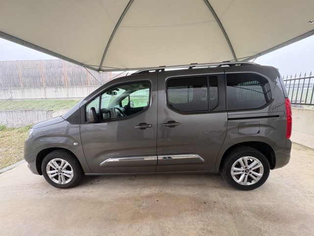 Toyota TOYOTA Proace City 1.5D 100 CV 7 POSTI EURO 6-DT imagem 3