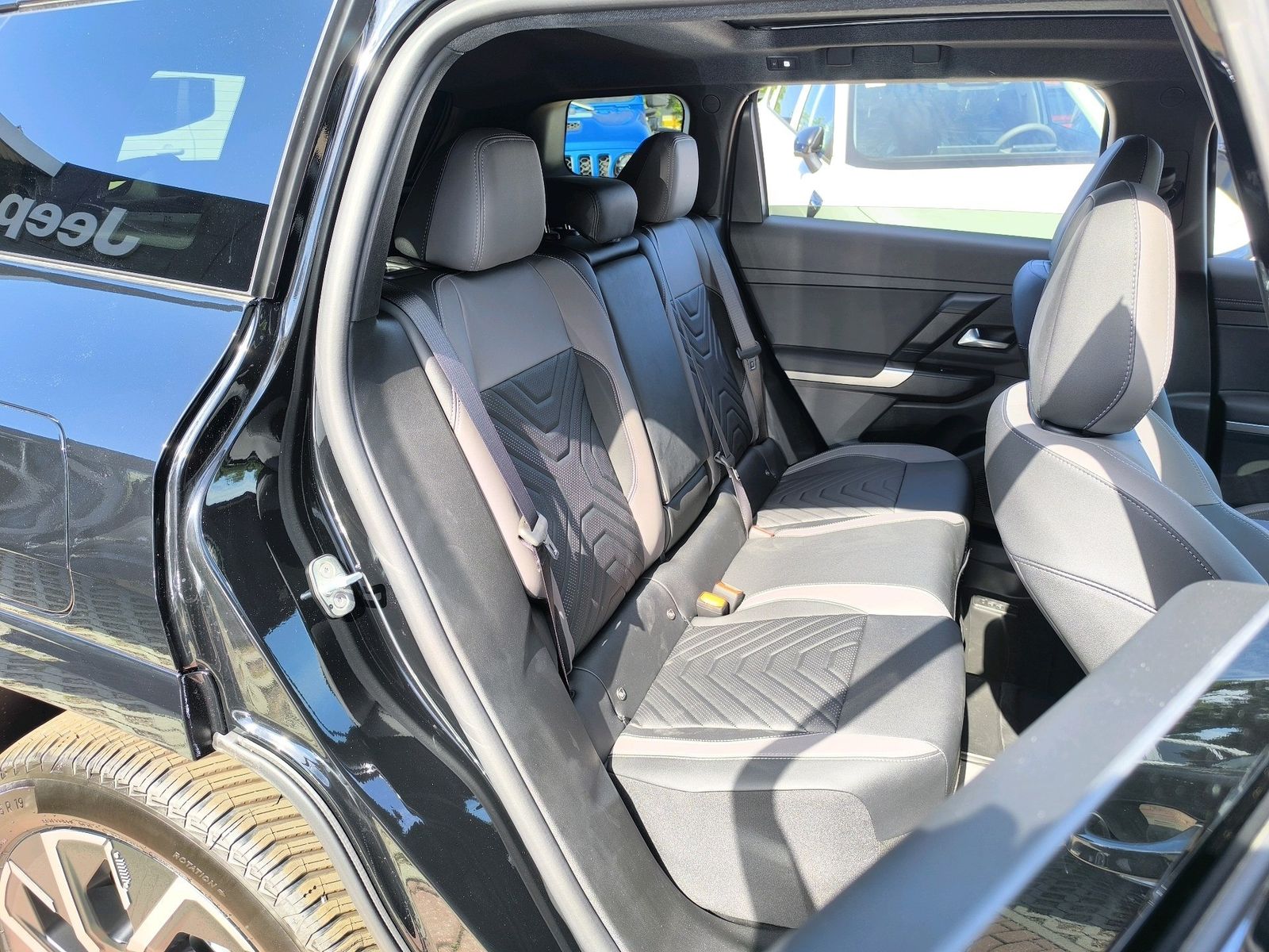 Jeep Compass - Bild 12