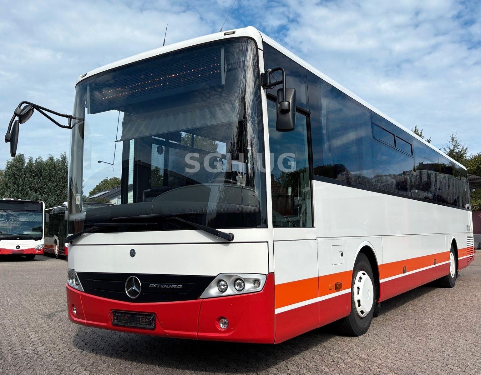 Mercedes-Benz INTOURO - 1. Hand