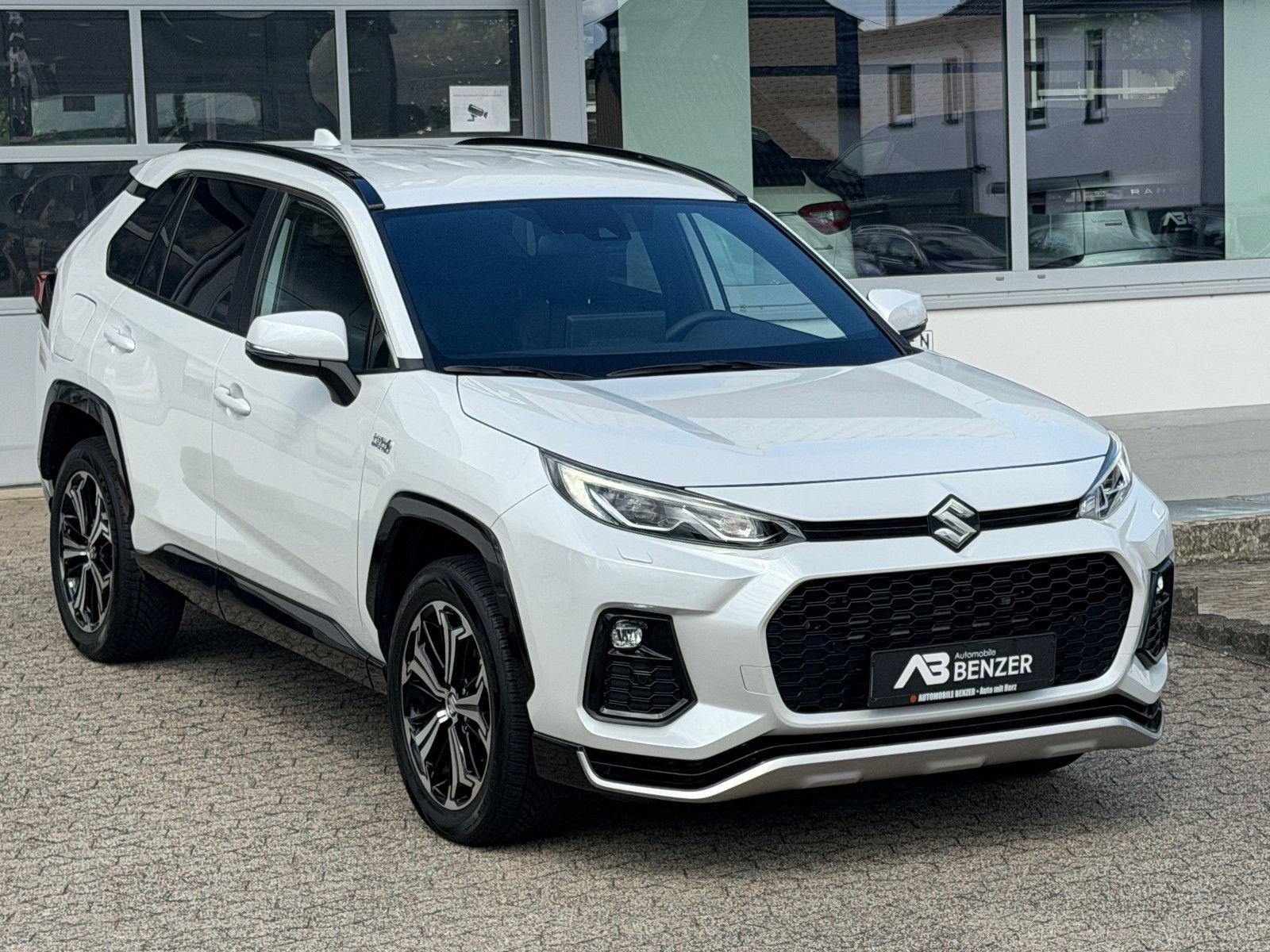 Fahrzeugabbildung Suzuki Across 2.5 Plug-In Hybrid Comfort+ E-Four/ACC/