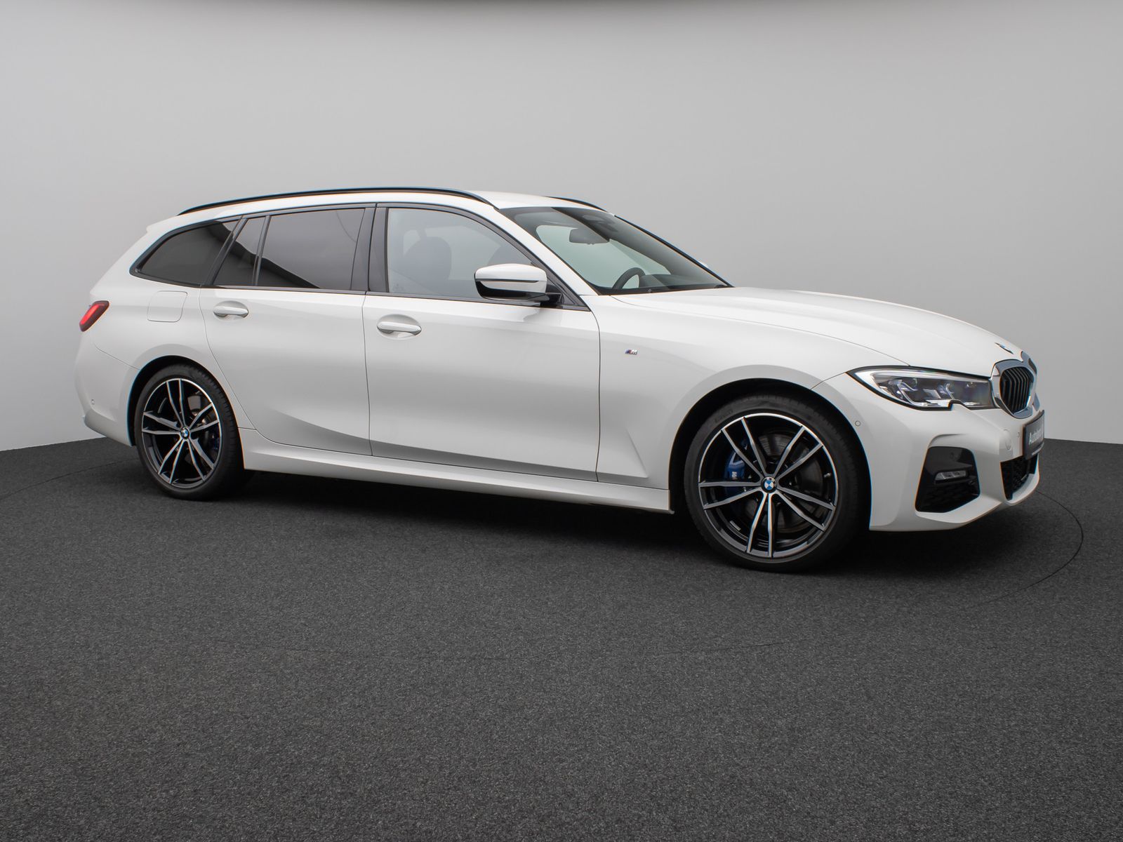 Fahrzeugabbildung BMW 330e M Sport Kamera Laser HUD DAB HiFi Komfort