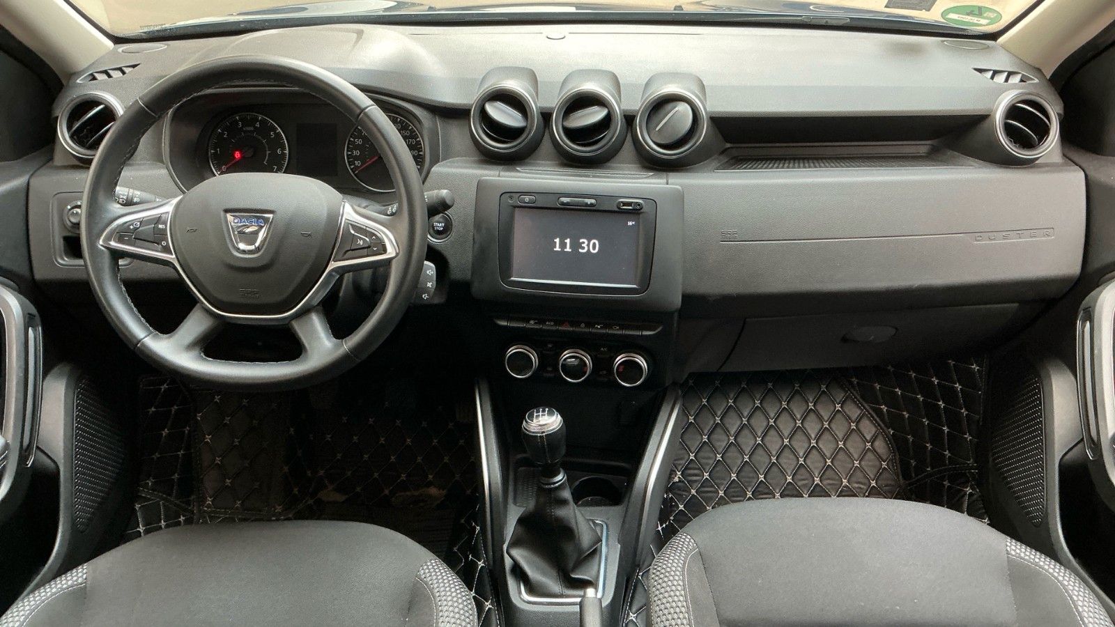 Fahrzeugabbildung Dacia Duster II 1.6 TCe PRESTIGE NAVI/SHZ/KAMERA/NEBEL