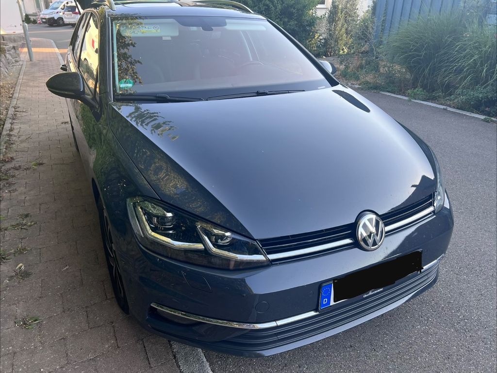 Image of Volkswagen Golf