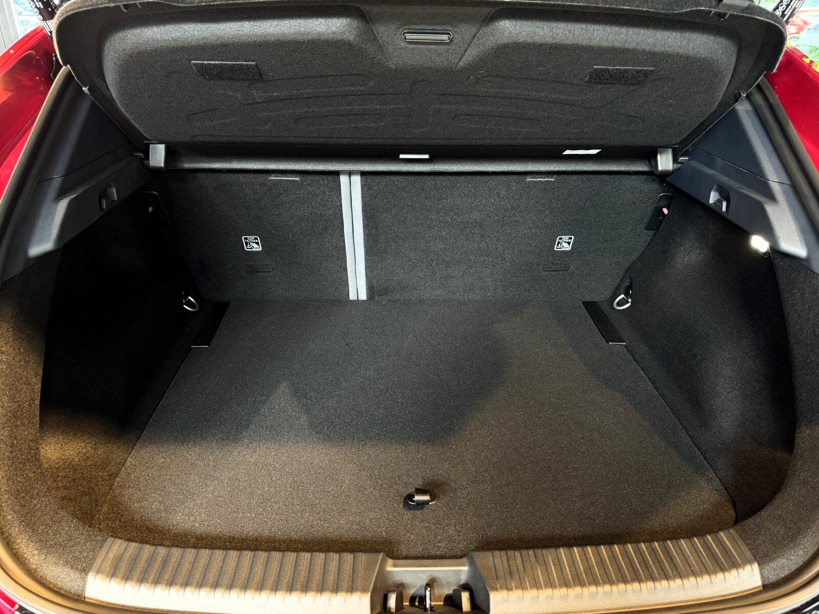 Lynk & Co 02