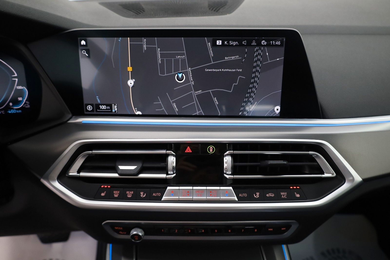 Fahrzeugabbildung BMW X5 xDrive 45 e,Leder,Navi,LED,Kamera,ACC,AHK el.