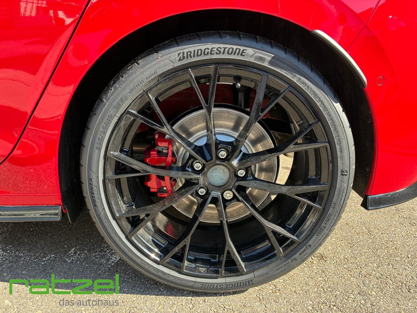 Fahrzeugabbildung Volkswagen Golf GTI 2.0 TSI 325PS Edition50 Perform+H&K