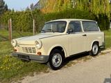 Trabant 1.1 Universal Kombi AHK, DDR - Trabant Oldtimer mit Benzin-Antrieb