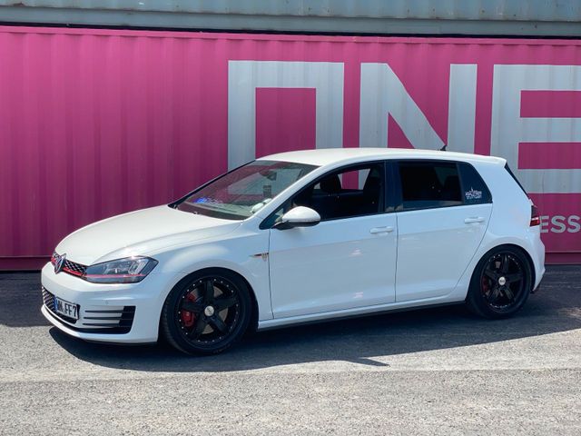 Volkswagen VW Golf 7 GTI PERFORMANCE BlackWeekAngebot