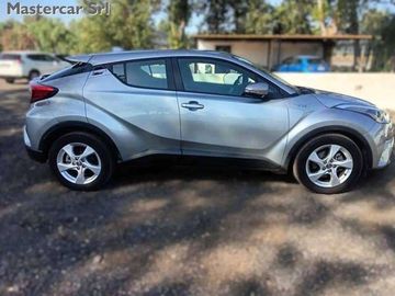 Toyota C-HR - 4