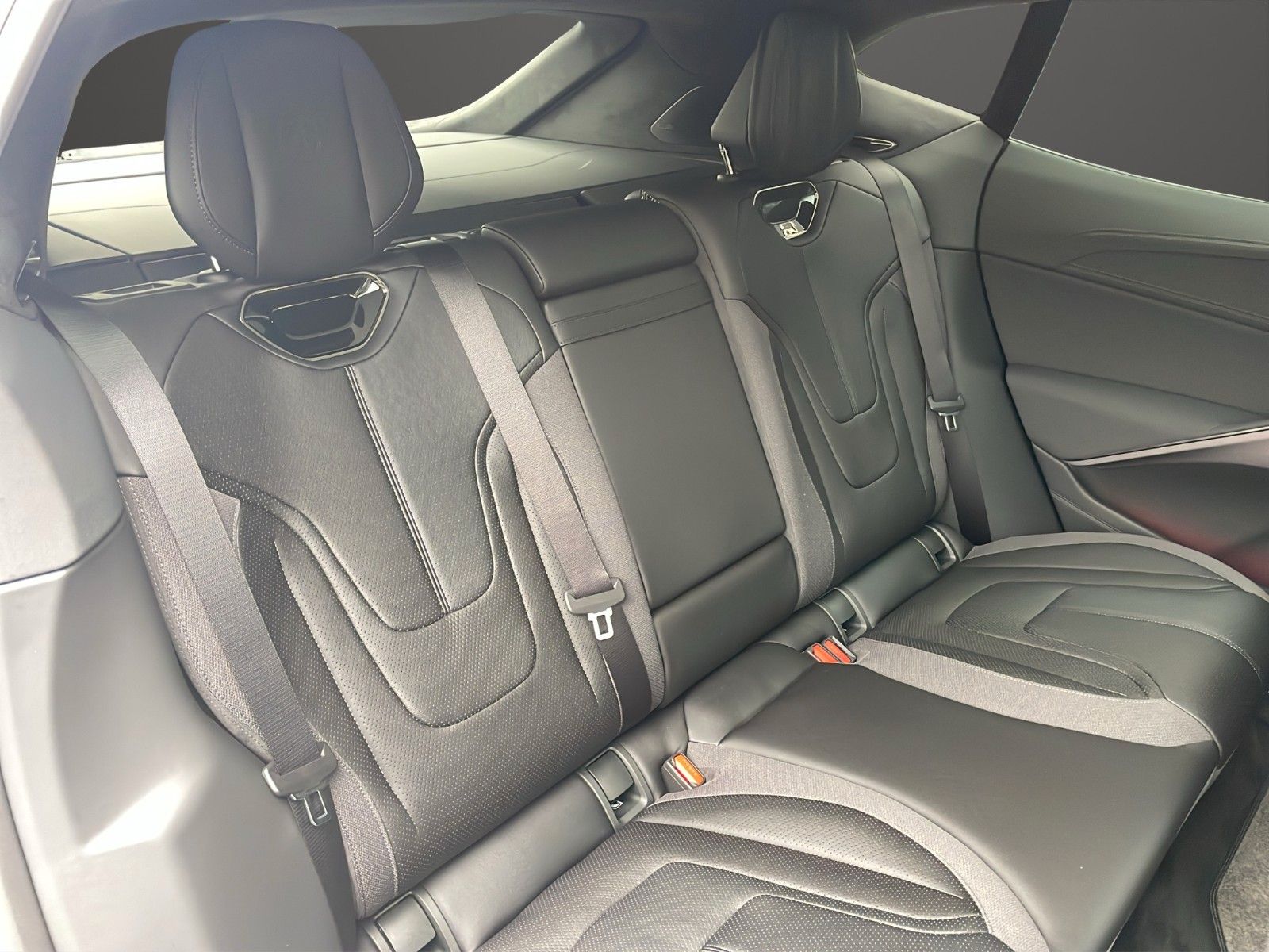 Fahrzeugabbildung Lotus Eletre 600 GT SE Leasing mtl. 599,00€