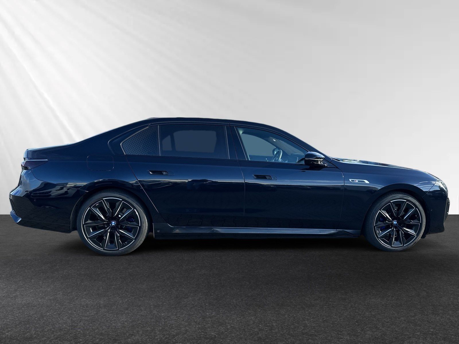 BMW M760 - Bild 2