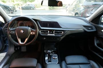 Fahrzeugabbildung BMW 120 1 Limousine 120 d xDrive Sport Line