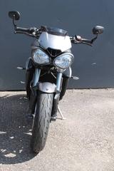 Triumph Street Triple RS mit Öhlins Federbein und Tiefer - Triumph Street Triple R