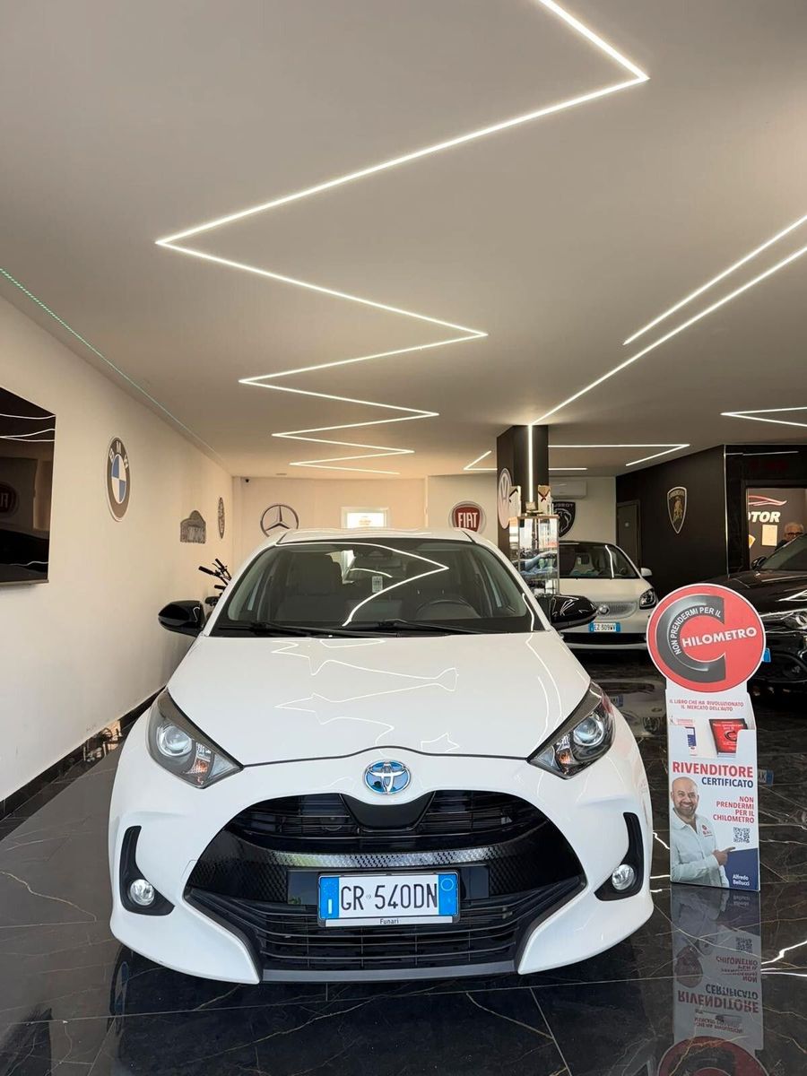 Toyota Yaris HYBRID imagem 3