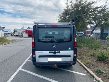 Opel Vivaro - 5