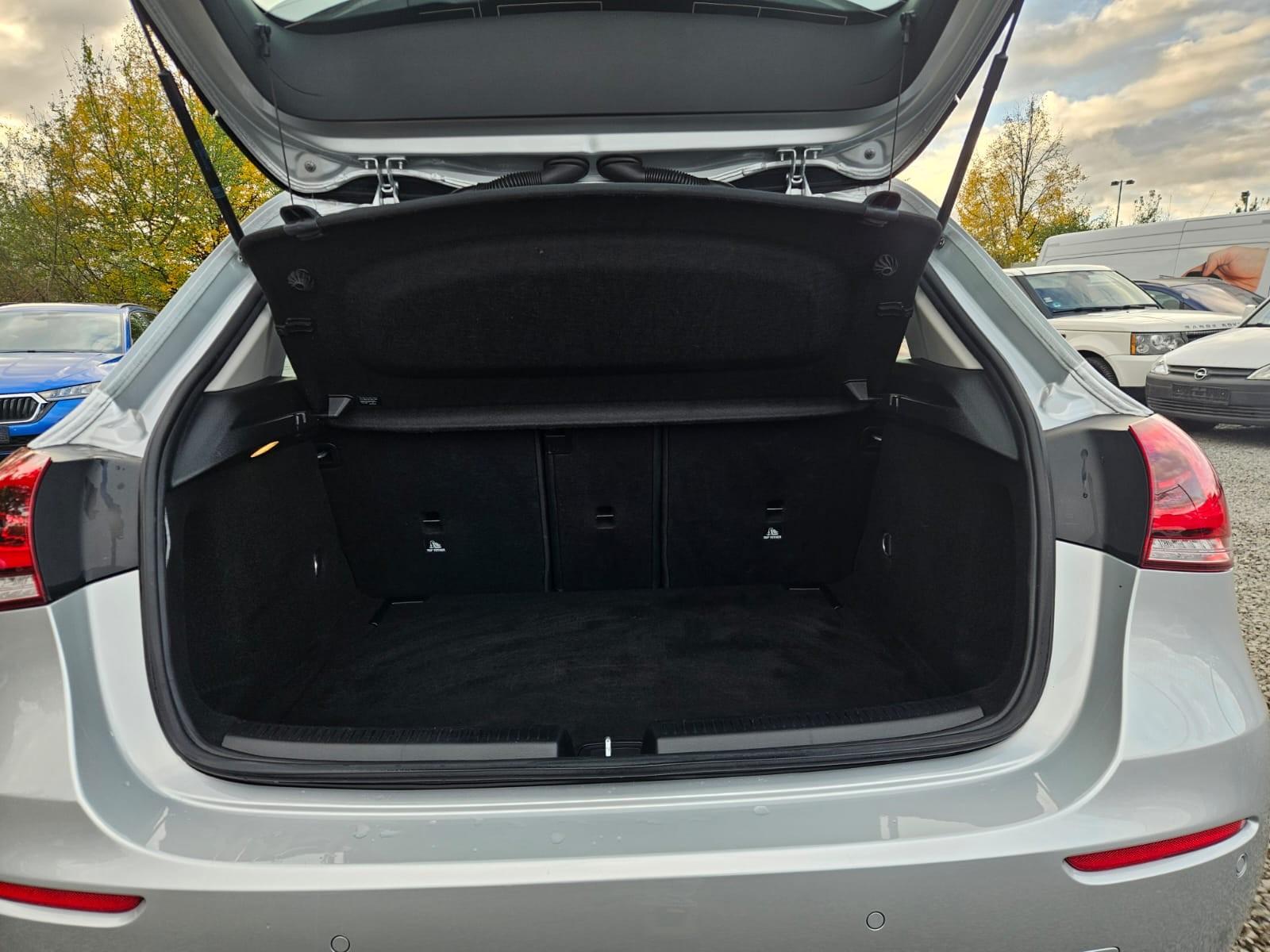 Mercedes-Benz A 180 d  LEDER,XENON, SITZHEIZUNG,,,,