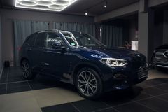BMW X3 M40i*AHK*HU*PANO*H&K*360*LED BMW X3 M40i*AHK*HU*PANO*H&K*360*LED
