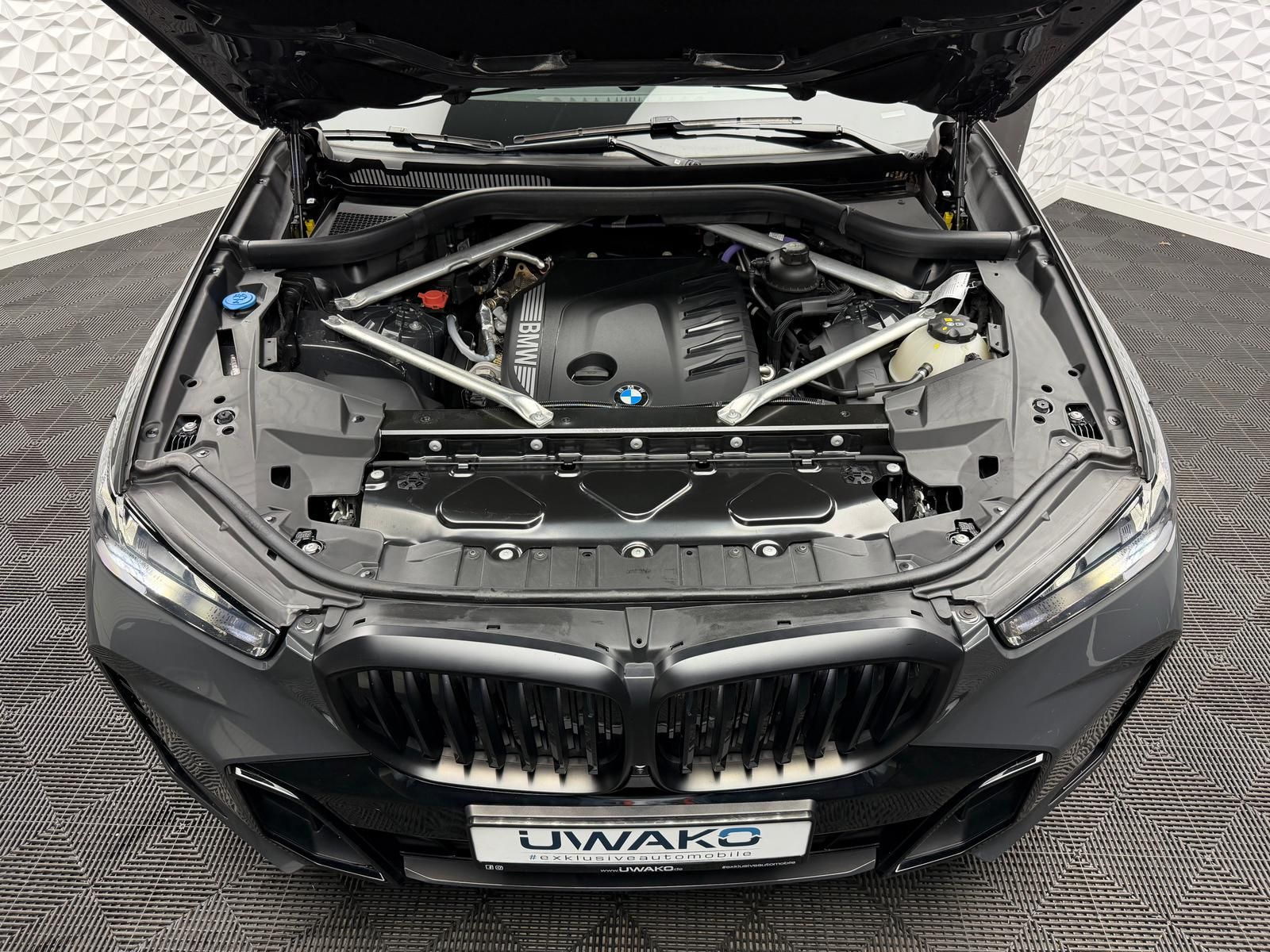 Fahrzeugabbildung BMW X5 40d XDR/M-PERFORMANCE/M-PAKET/H&K/LASER/AHK