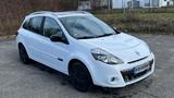Renault Clio Grandtour 96500 km, Pano, AHK, Navi, 8-fach - Renault Clio aus 2011: Grandtour