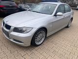 BMW 330i e90 1 Hand - gebrauchte BMW 330 aus dem Jahr 2005