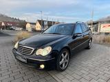 Mercedes-Benz C 230 KOMPRESSOR T AVANTGARDE - schwarze Mercedes-Benz C 230