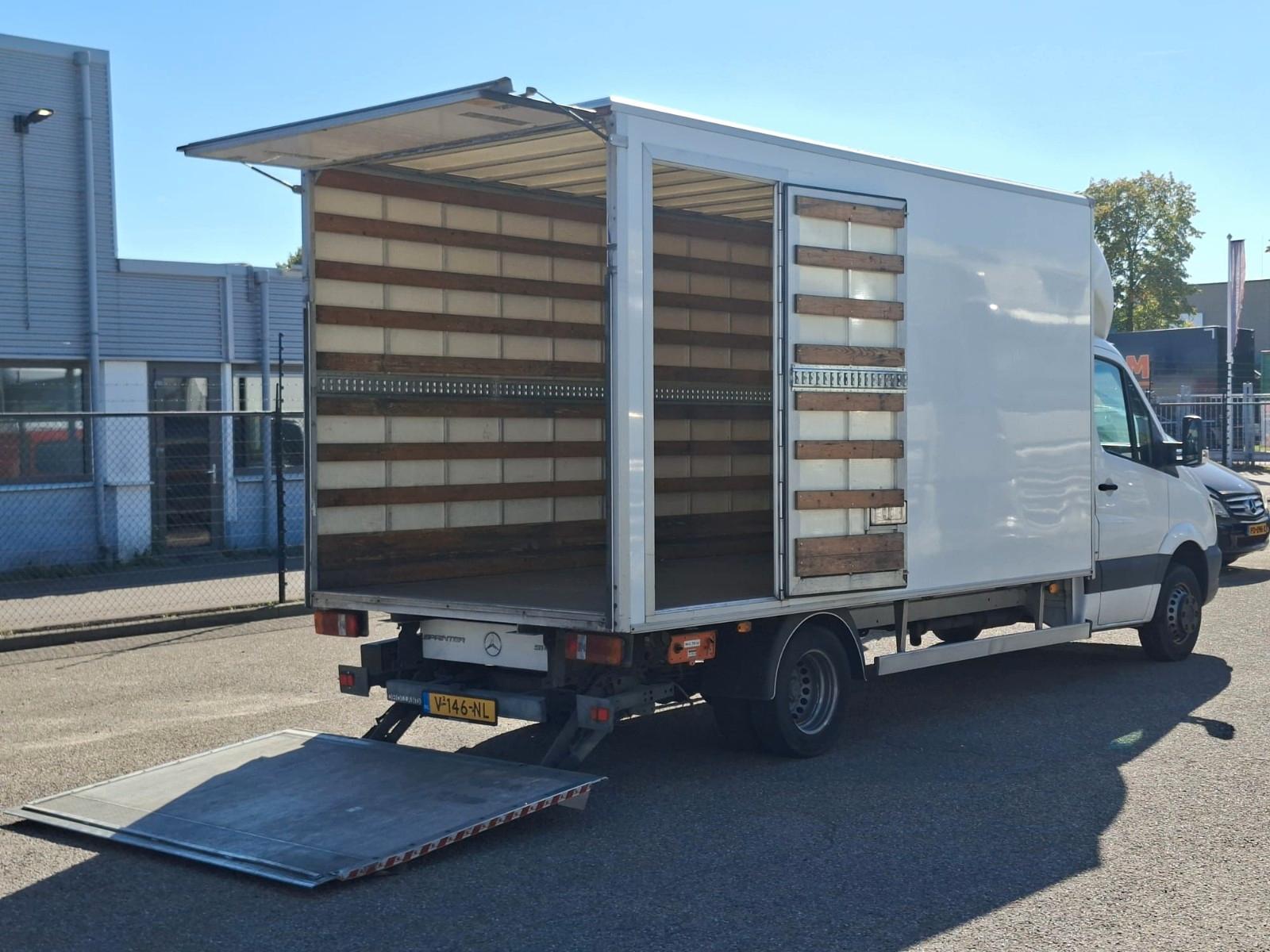 Mercedes-Benz Sprinter II Koffer 514 Ladebordw
