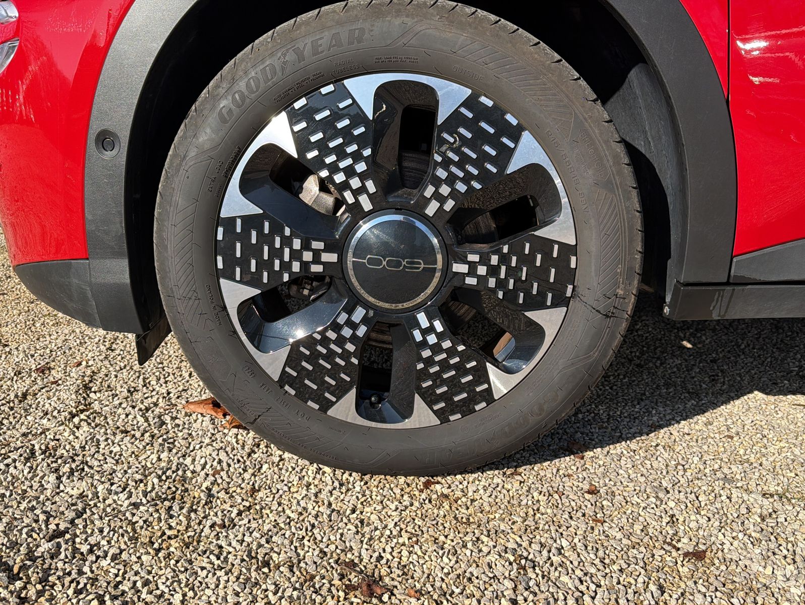 Fahrzeugabbildung Fiat 600 Hybrid La Prima + Navigation System