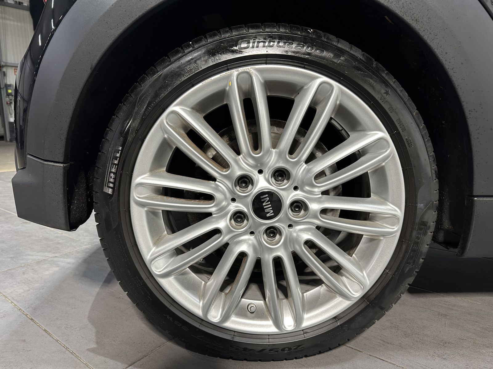 Fahrzeugabbildung MINI Cooper Cabrio MINI Yours Trim Aut. NAV+LED+17ZO