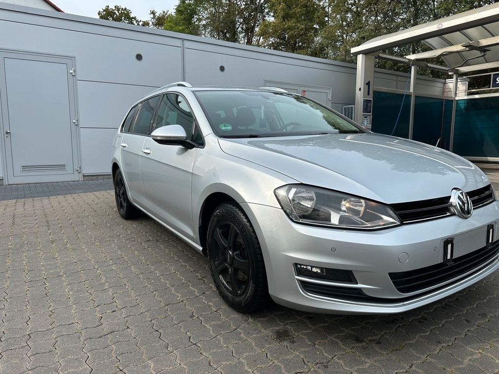 Image of Volkswagen Golf
