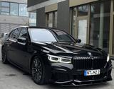BMW 730d M-Paket Facelift/Massage/Laser/Pano/LiveCo - BMW 730 in Stuttgart