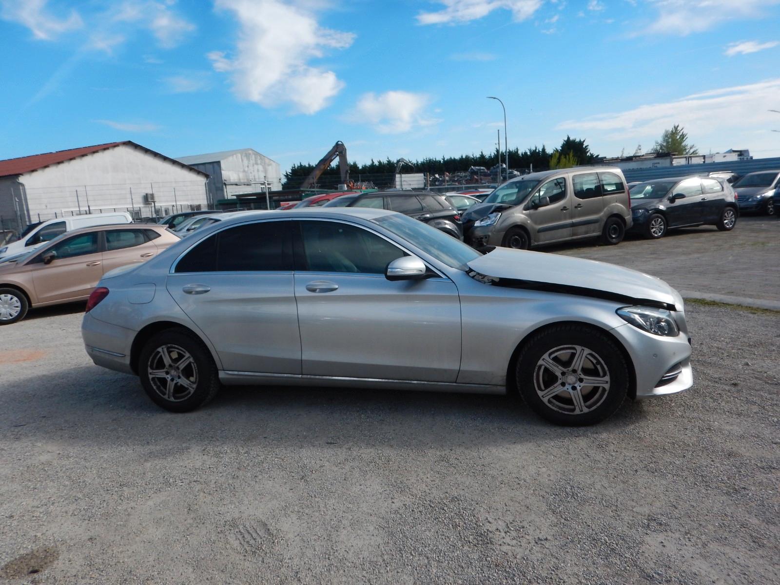 Mercedes-Benz C 220 C Limousine C 220 BlueTec / d