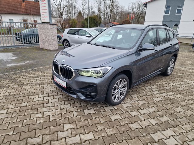 BMW X1 xDrive 20 i Sport Line*mtl.299,-€