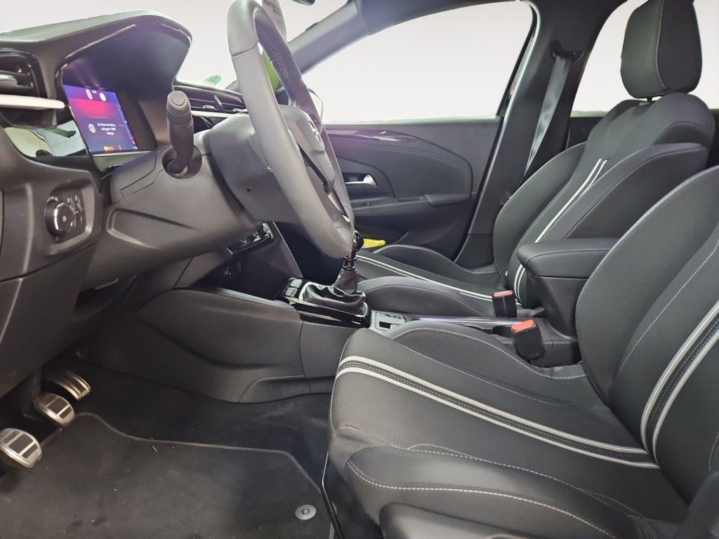 Fahrzeugabbildung Opel Corsa 1.2 GS Navi Sitz/Lenkradheizung PDC LED DA