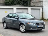 Audi A4 Lim. 2.0*2.Hand*Automatik*Klima* - gebrauchte Audi A4 aus dem Jahr 2005