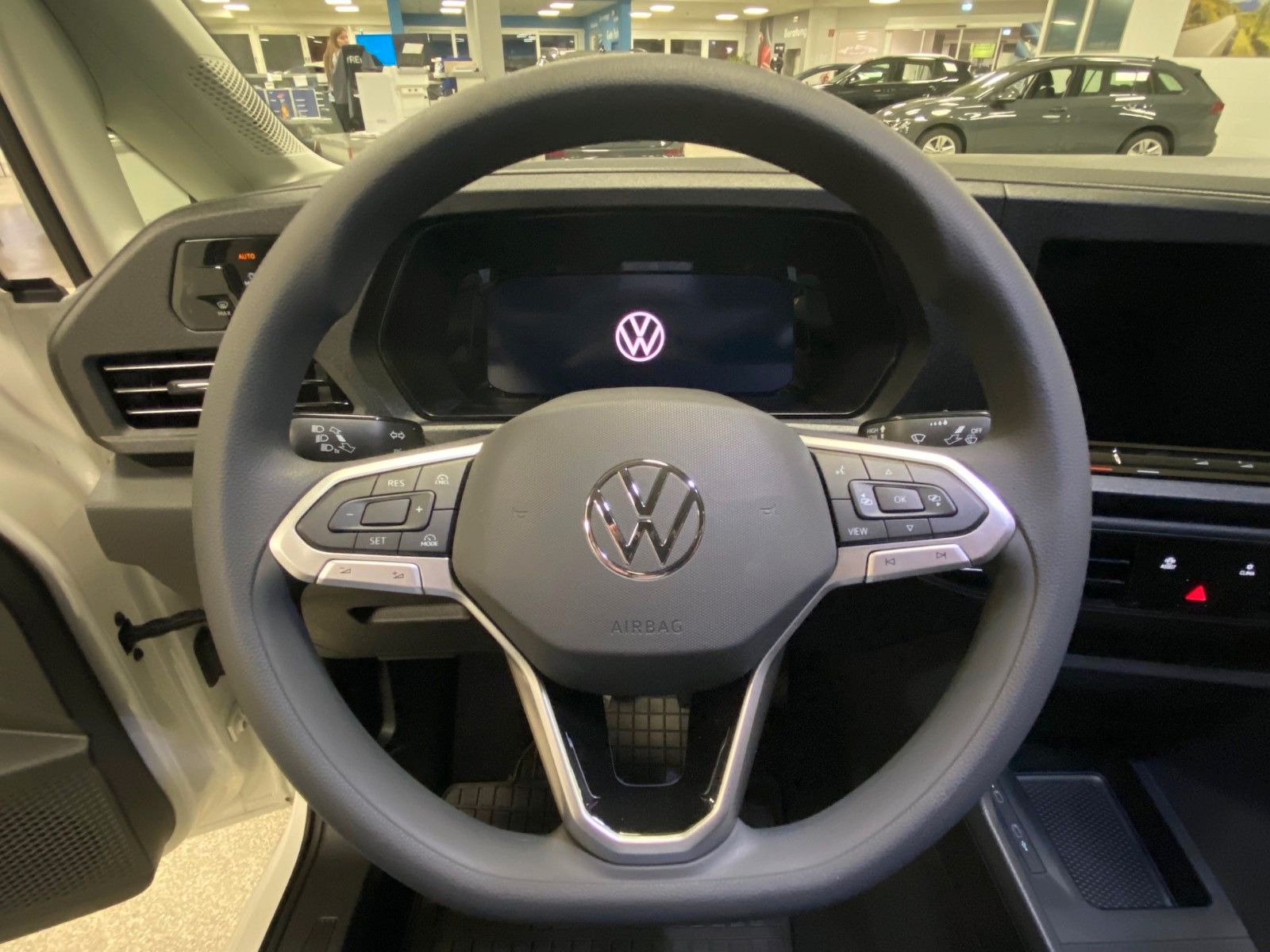 Fahrzeugabbildung Volkswagen Caddy Maxi+Parkhilfe+KLIMA+FREISPRECH+DAB+BC+ESP