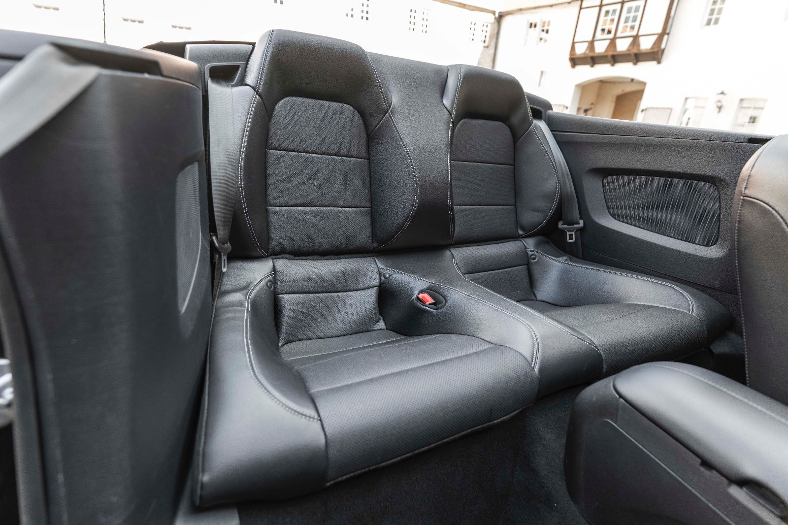 Fahrzeugabbildung Ford Mustang GT 5.0L Kabrio LED KAM NAV SHZ/SZK