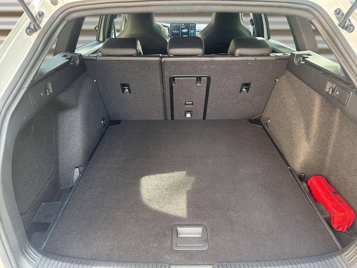 Volkswagen Golf 1.5 eTSI R-Line DSG Multimedia+Lenk/SHZ+R-K, миниатюра 5