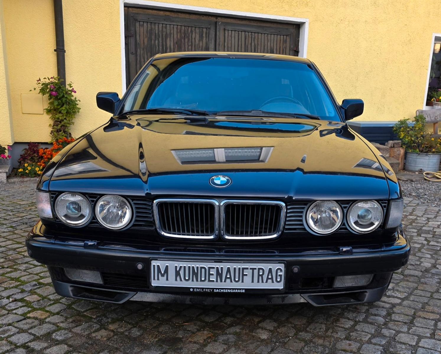 BMW 730